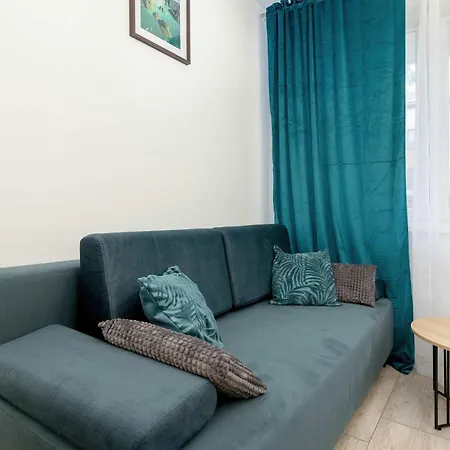 Stylowy Z Ogrodem & Parkingiem By Renters 公寓